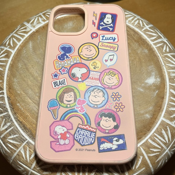 RhinoShield X Snoopy SolidSuit iPhone 13 Pink Case - Picture 3 of 15